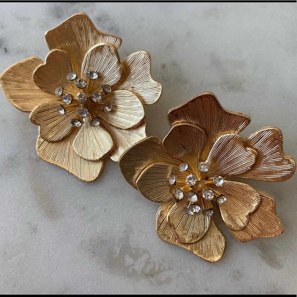 GOLD FLOWERS EARRINGS